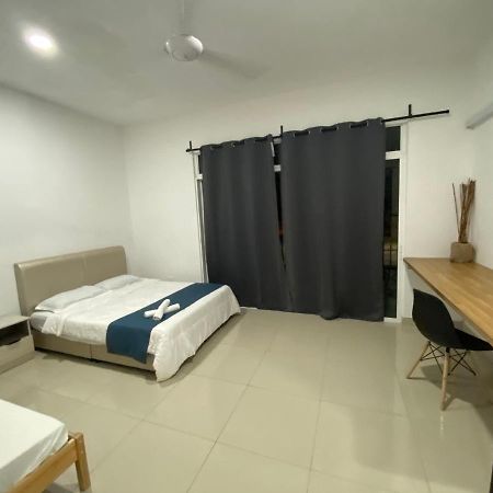 Desaru Happy Guest House D Zewnętrze zdjęcie