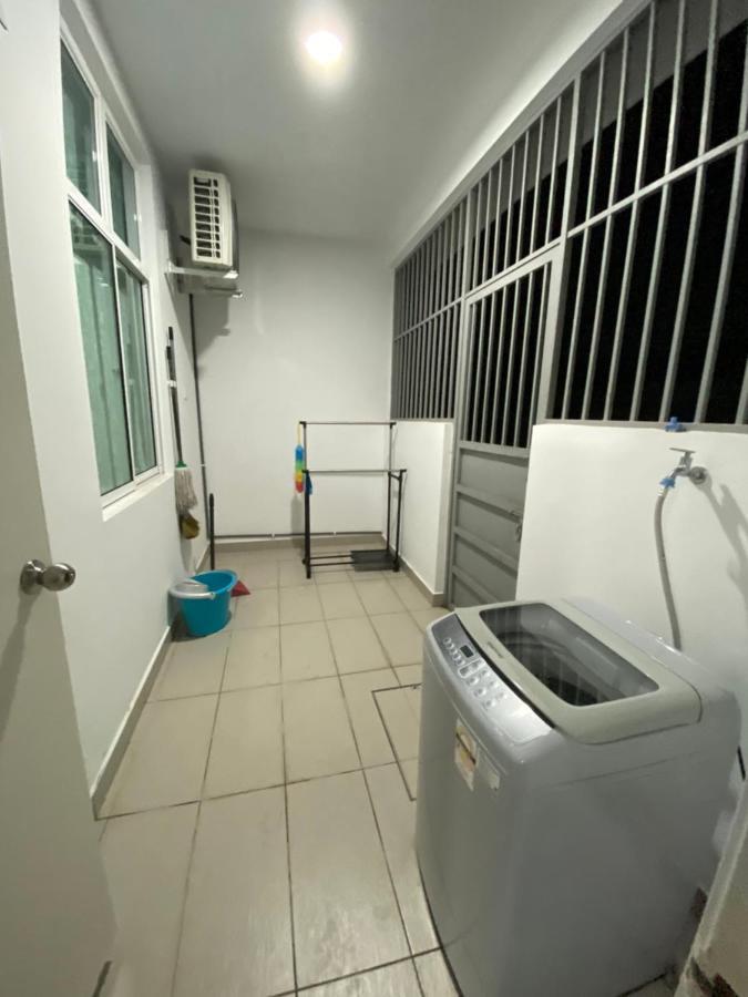 Desaru Happy Guest House D Zewnętrze zdjęcie